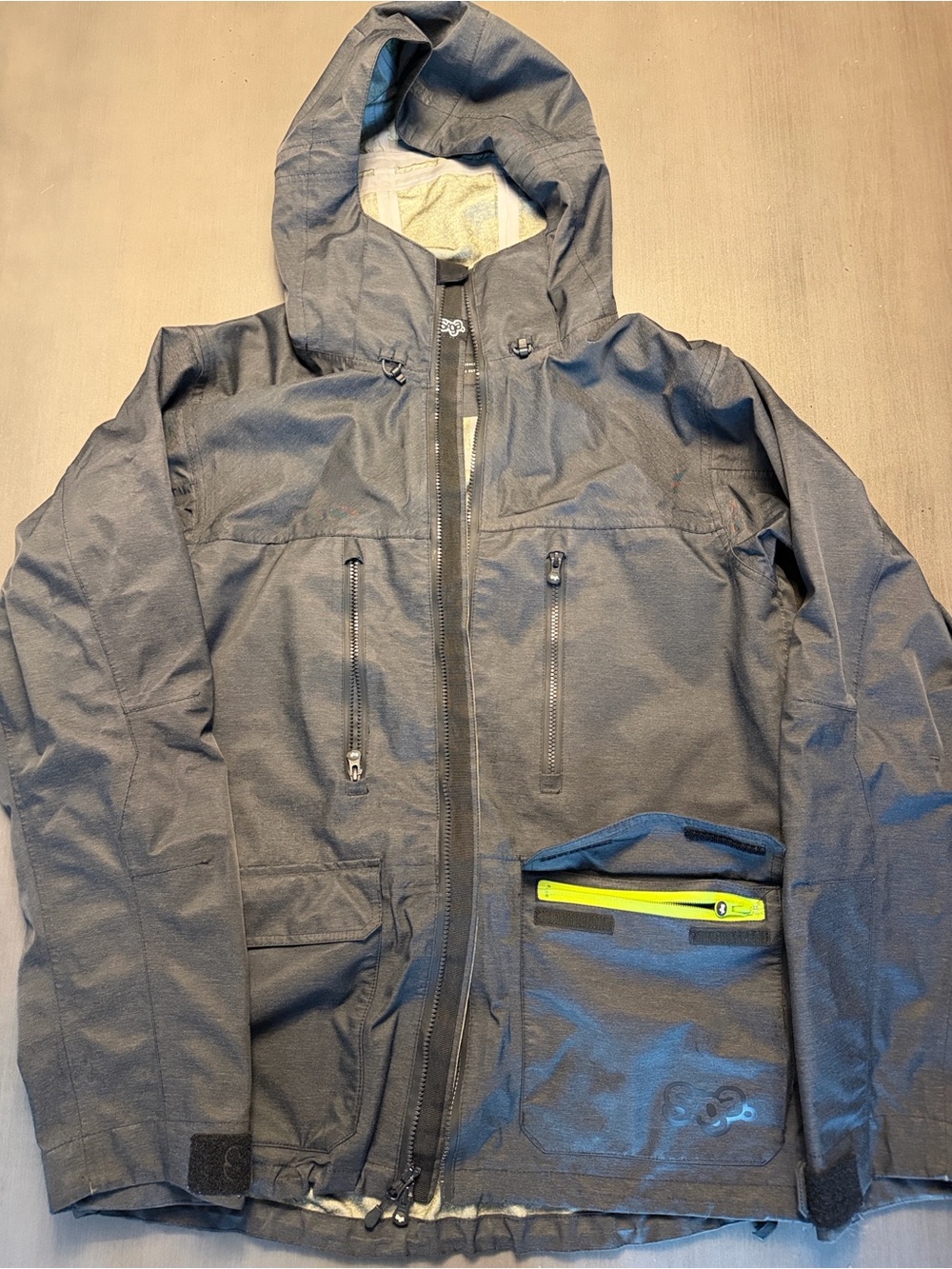 Men's Saga Hooded Lightweight Ski Jacket in Charcoal with High-Visibility Accent